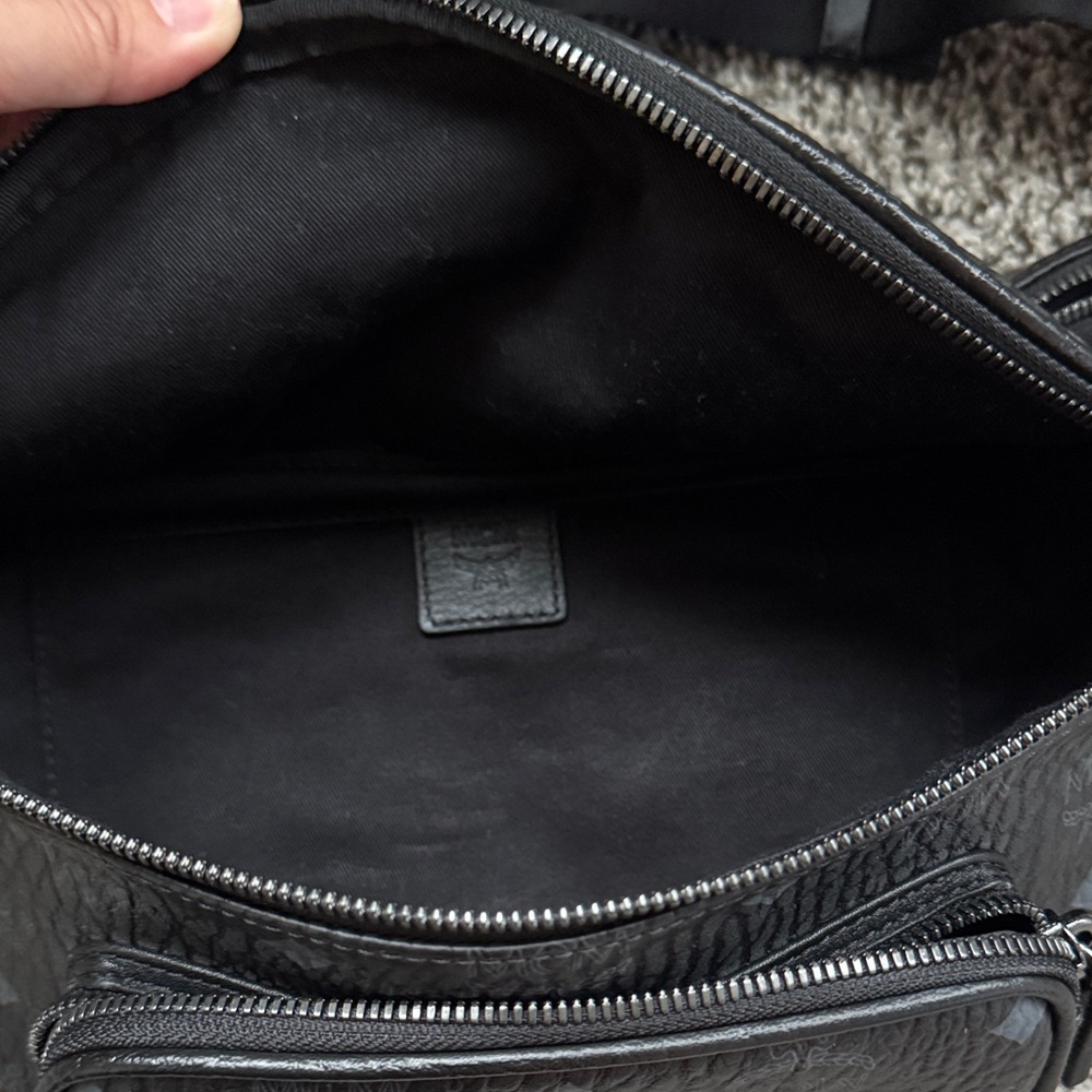 MCM Ebony Belt Bag - Picture 2 of 4